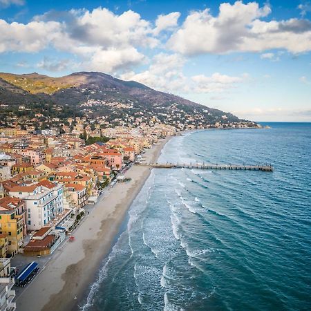 Le Terrazze Aparthotel Alassio Exterior photo